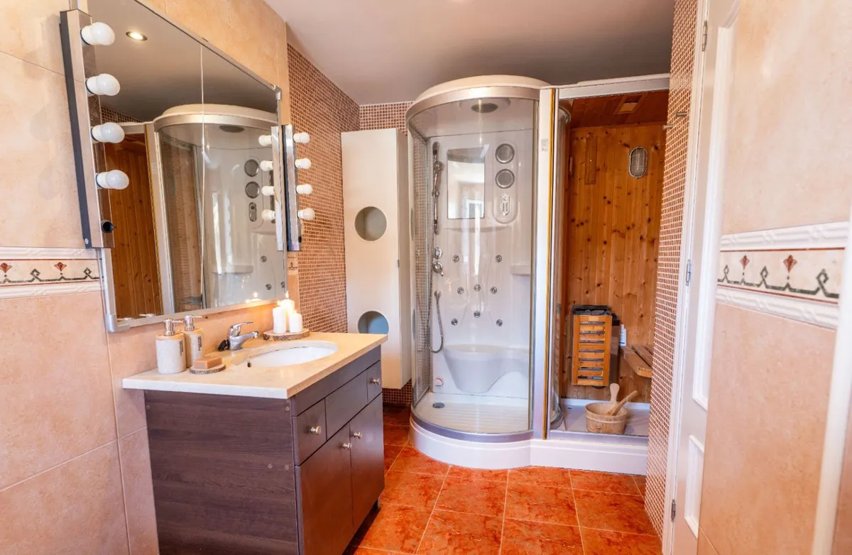 8d570075-29a9-4554-abb5-8a3f43db0d7c