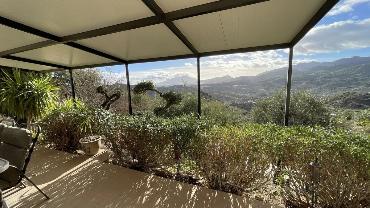 2e4f9ca7-3fc5-4fb3-9d47-753049d1fc1d