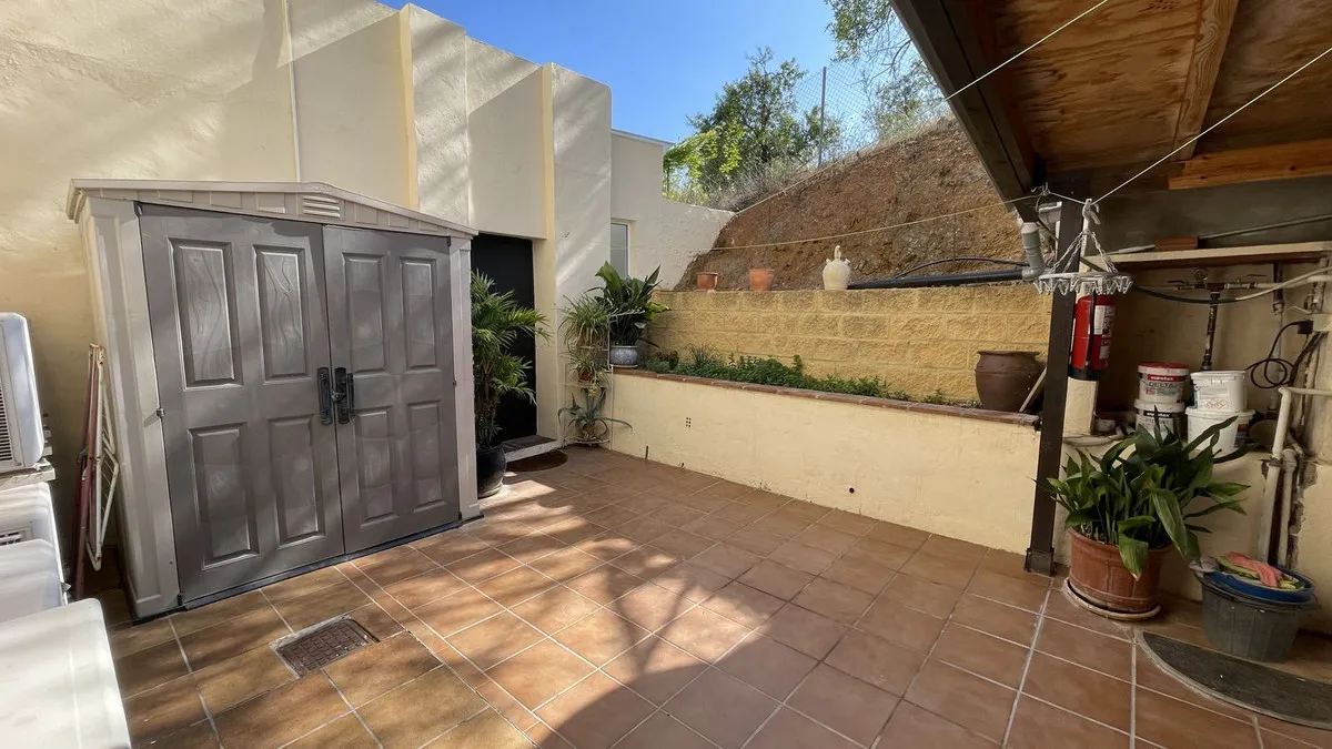 36edce1b-4d81-42a9-a557-cc29354ba76f