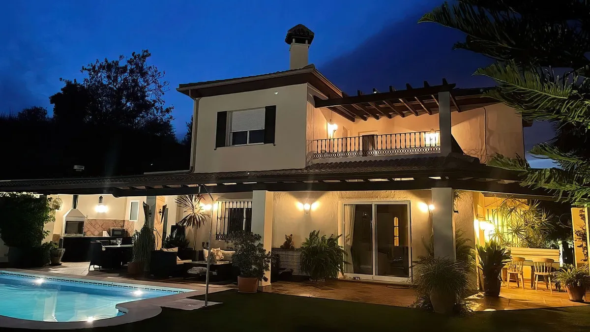 445876b6-3c72-494b-b348-d763092dd8bb