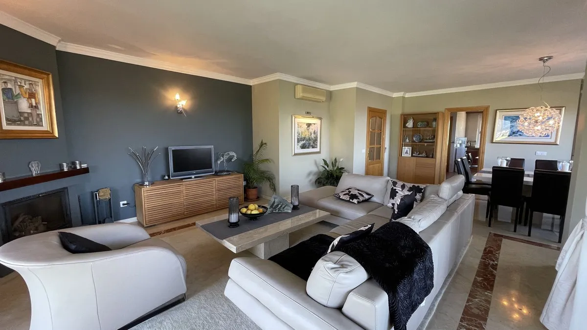 6e662128-6ec0-49ee-a825-6015c8bf4753