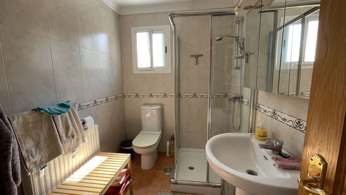 6e871a60-1a1c-4f7b-9991-a790a04b9047