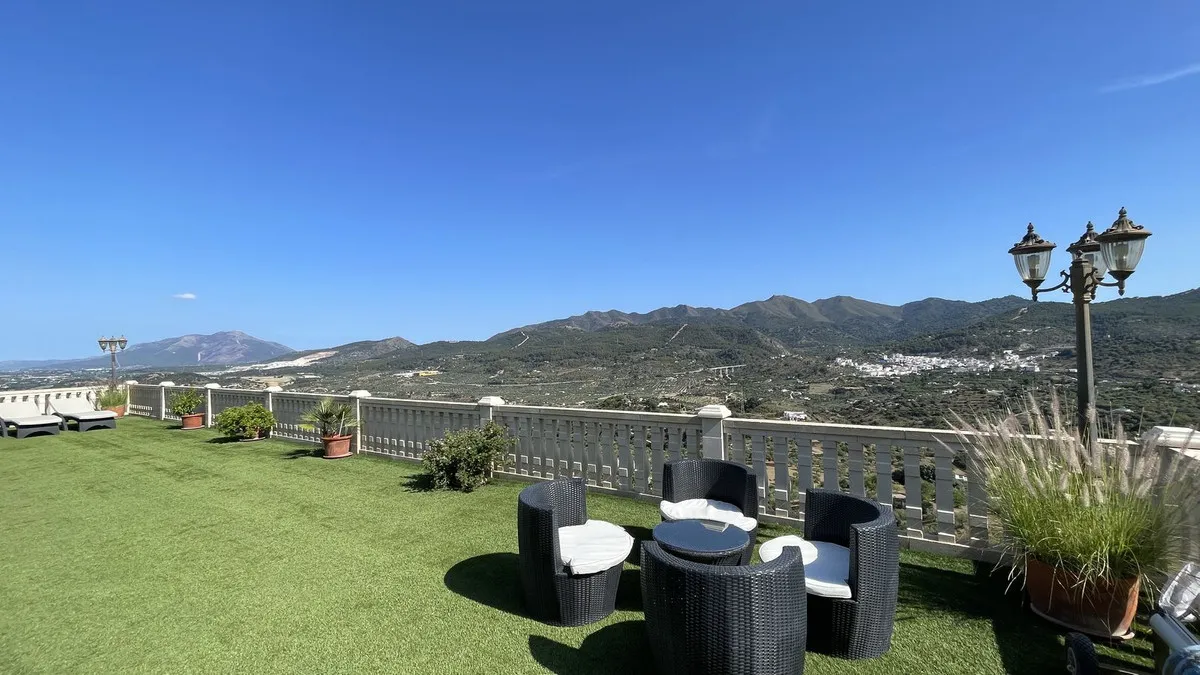 85459e6a-7638-4e45-8d7f-3d861caed4dc