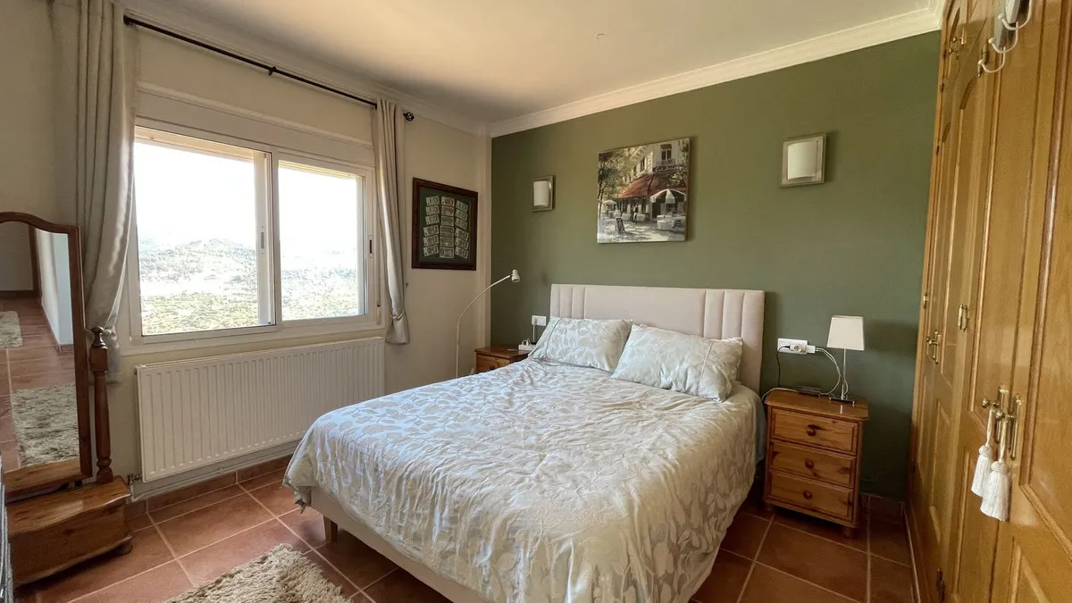 e4f002c7-5d08-496b-8cbe-635f0285e6e3