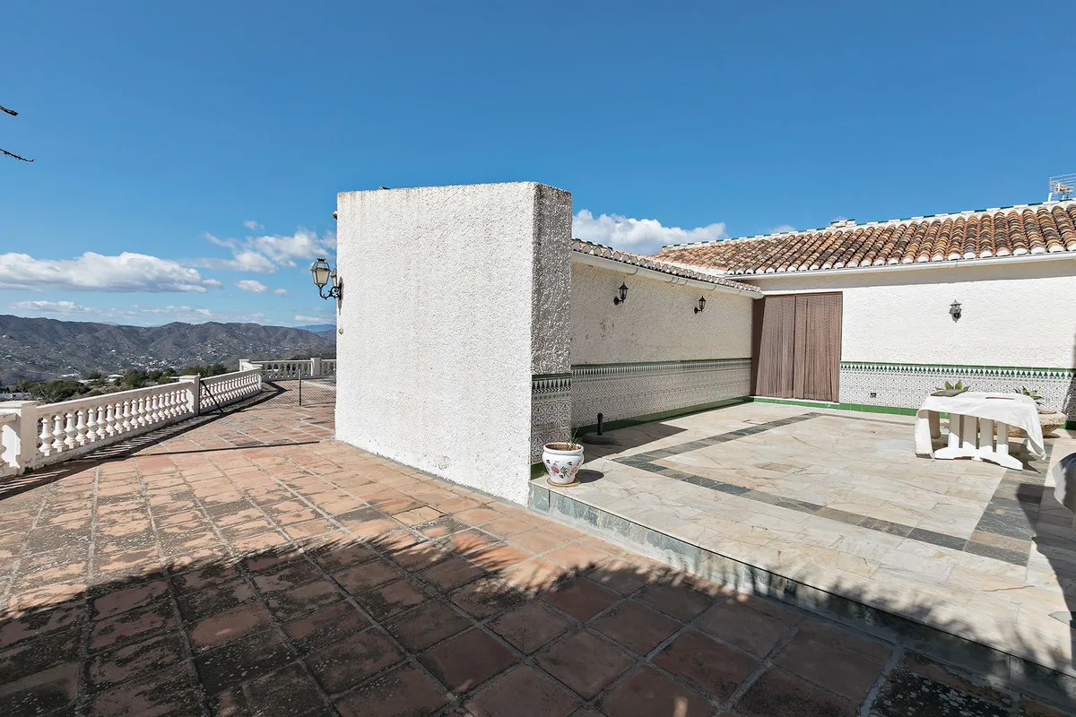 0ed9d5f3-ee95-4e25-82cf-d7f07036d959