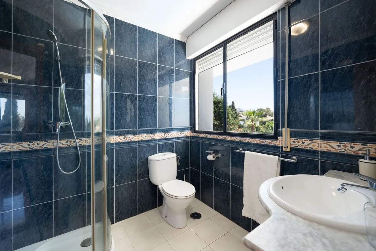 cec4da90-19b0-42ed-adb2-ad96ae08cd2a