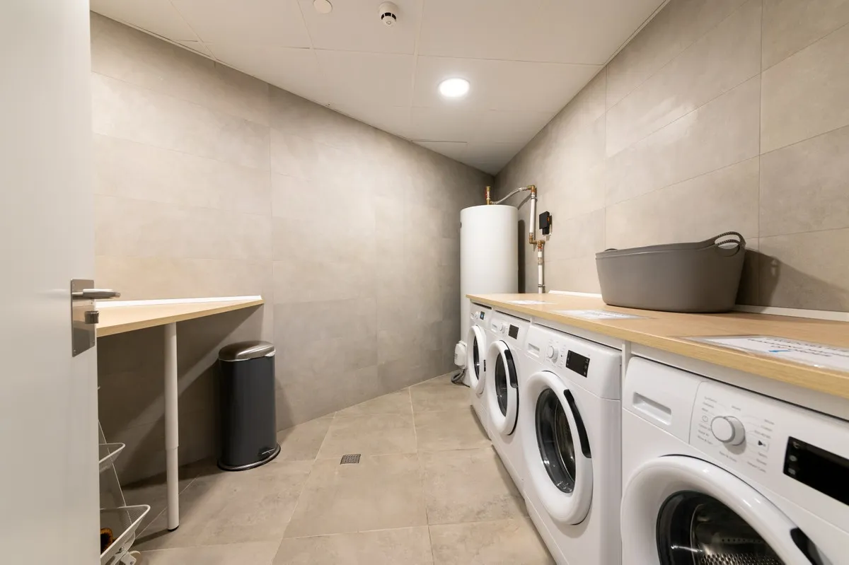 47b142ec-a035-4c79-b979-50f3a947d9e9