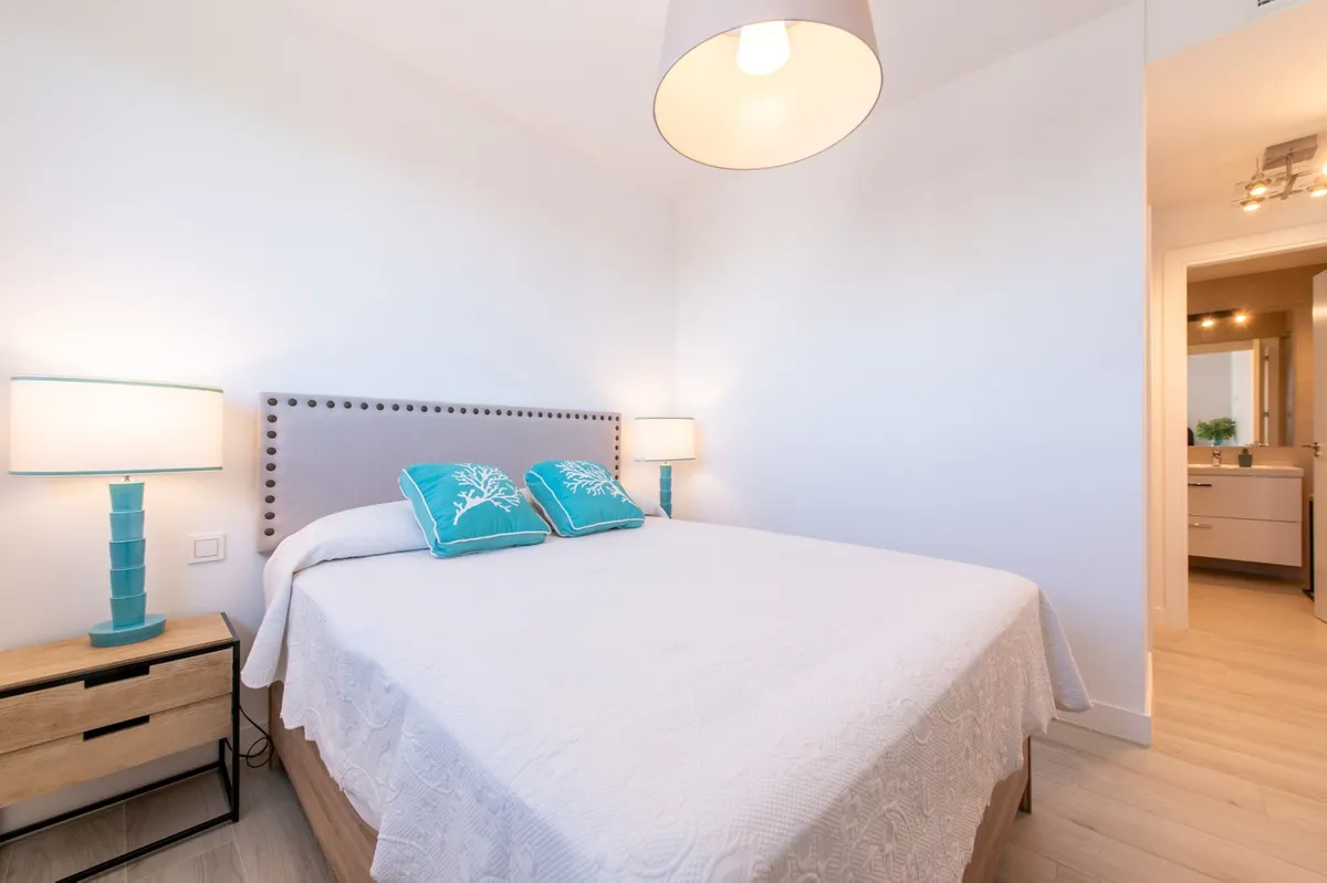 527c1c60-c17a-429a-a50d-c4057fcce336