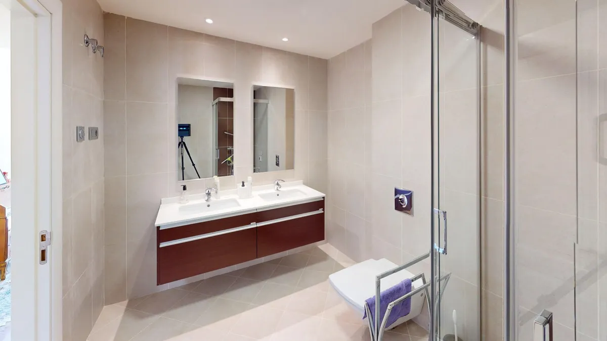 1cae55b2-bff9-4989-8b5d-8bfe2f6ff437