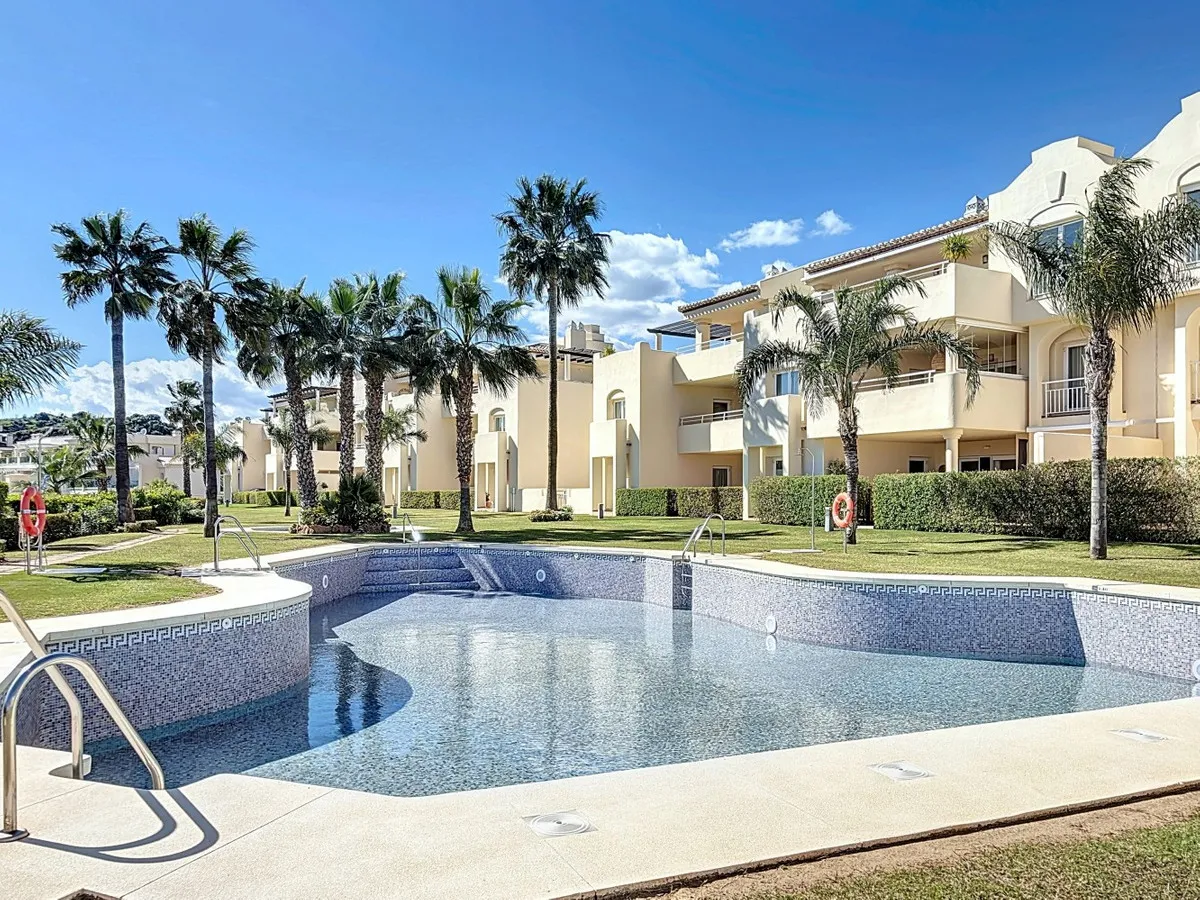 2dfd0f3f-8511-47d8-8430-e1ef1d3c2522