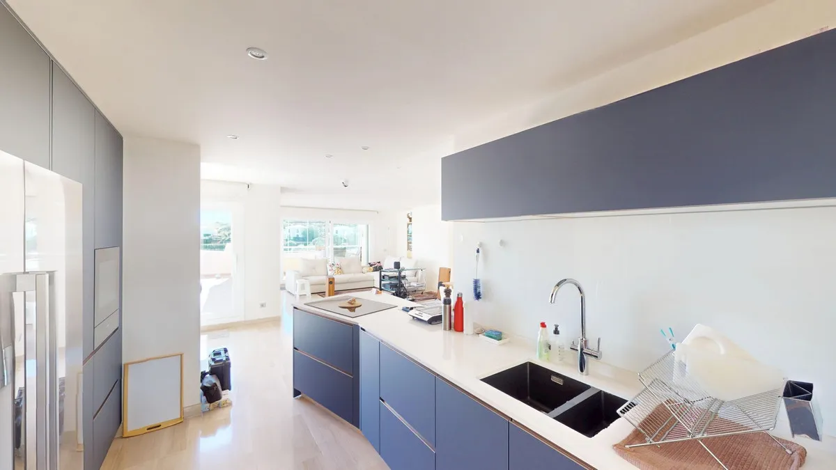 a0639e7c-5c0f-4338-a717-6f9912378985