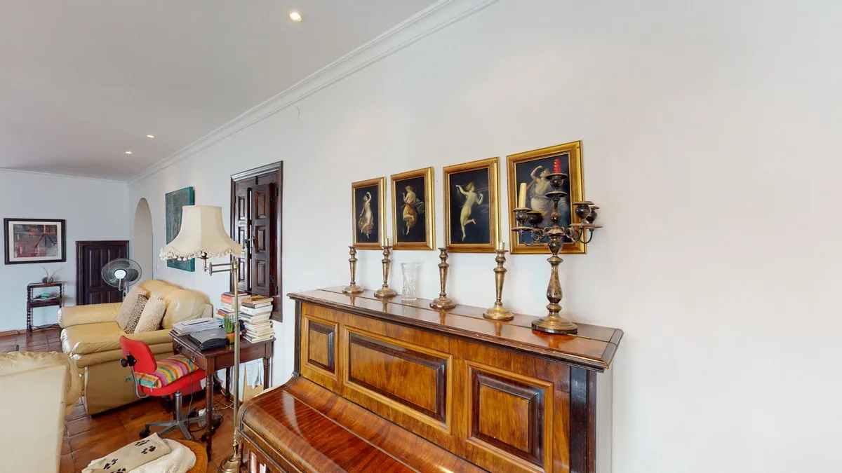 1258018e-1d02-415e-854a-822dae8906a6