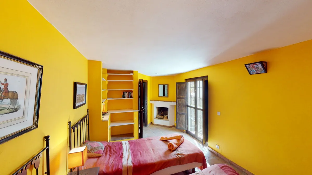 160c0935-a2ee-45b3-8ecc-668ed7f7a50c