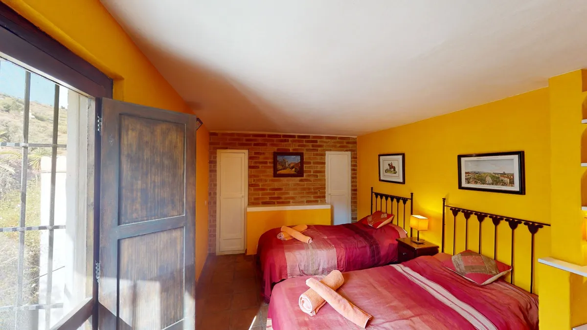 e4afc7c0-6d66-481d-ba12-e88585ab640e