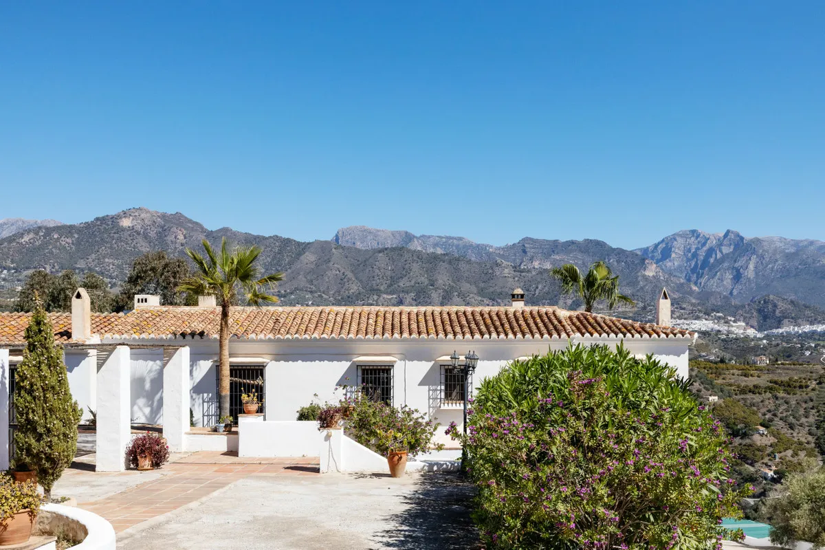 18f7c6f6-50c4-44be-b174-5738e93a57e7