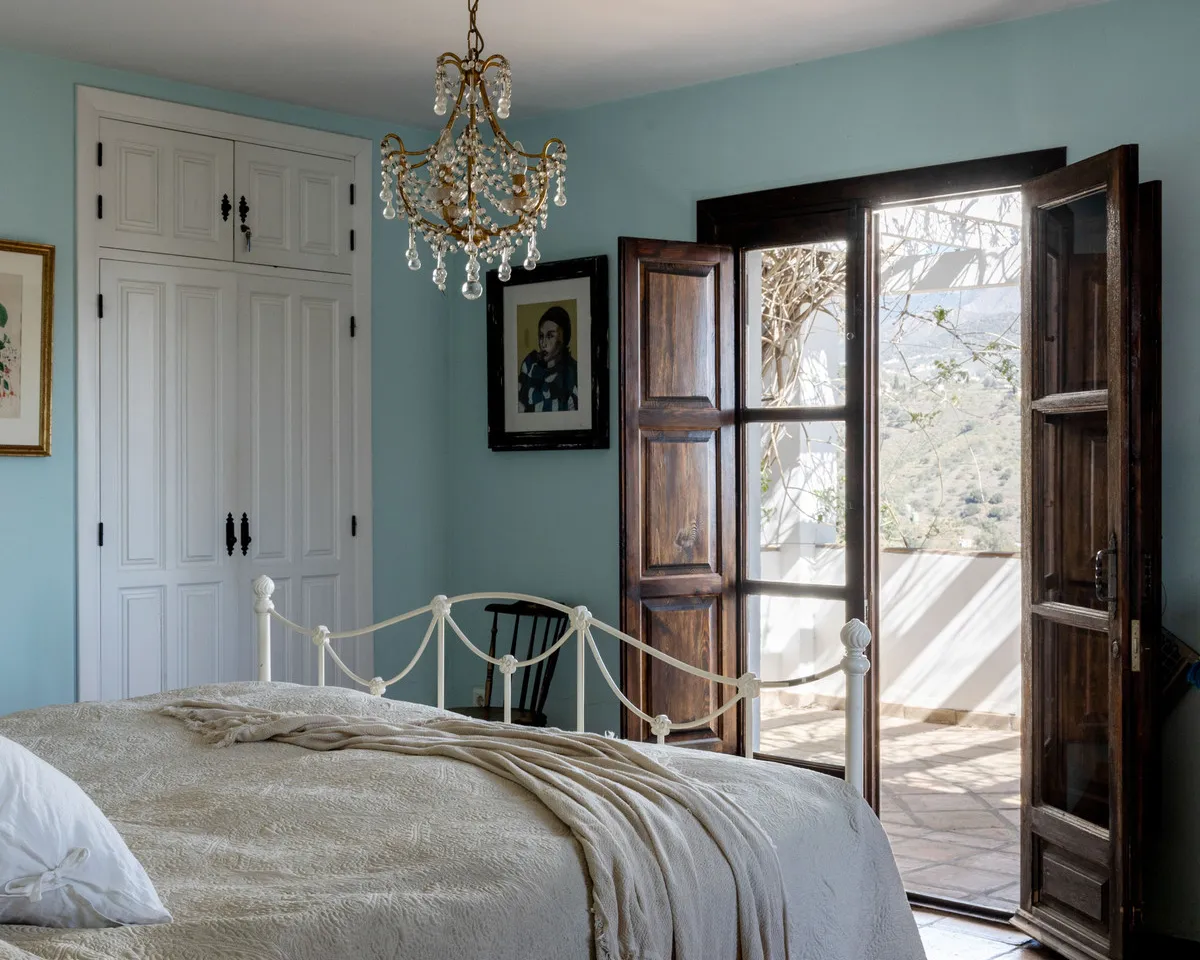 62225bb7-7cf6-435f-83f7-bd8d90166c33