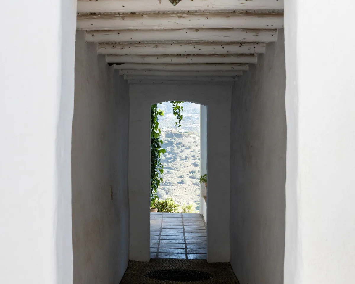 7603a080-1b7f-40ec-9636-f137b051bfce