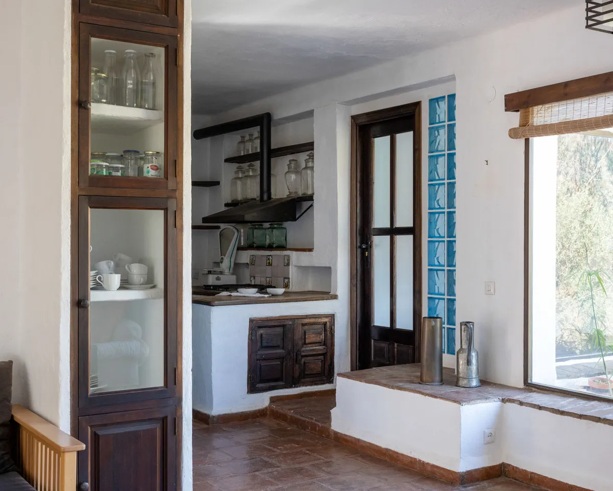 9b392f00-ea89-401a-b81f-4d4200bb26f8