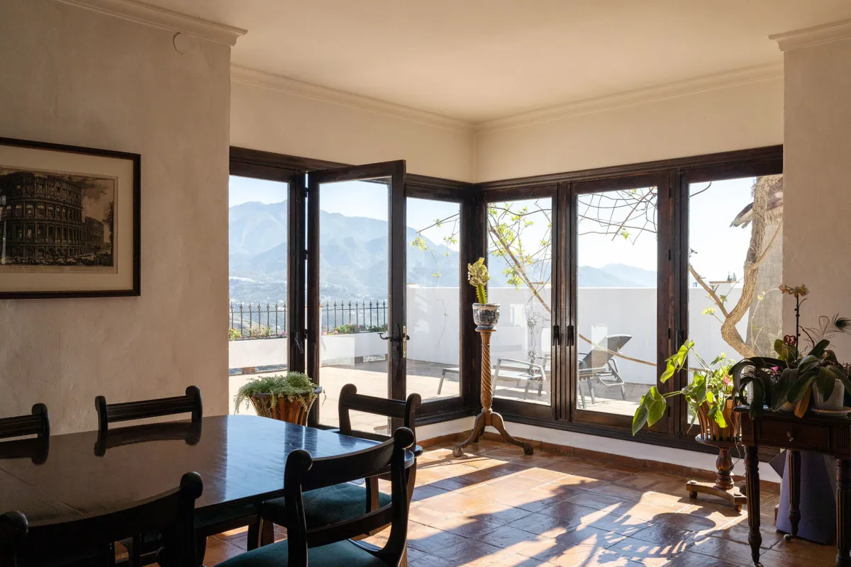 c1d2e68e-9632-477f-a1f7-282bb233670a