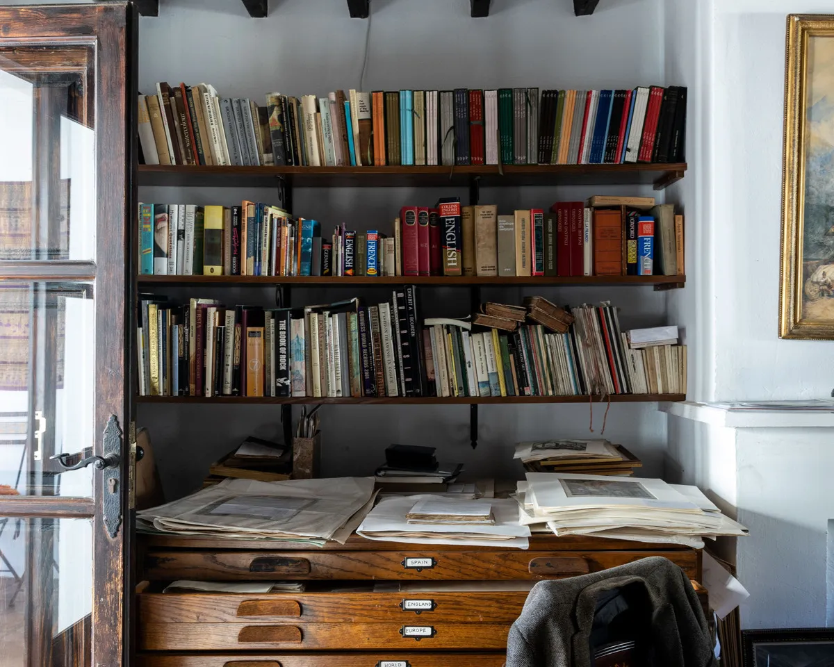 e335bb8c-3b39-4bee-881a-f1ffe4c46827