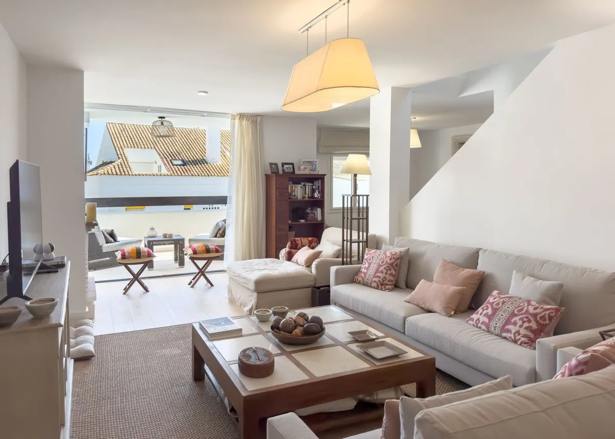 0ebbfc34-3eb7-4495-a5ae-f98b7080a58d