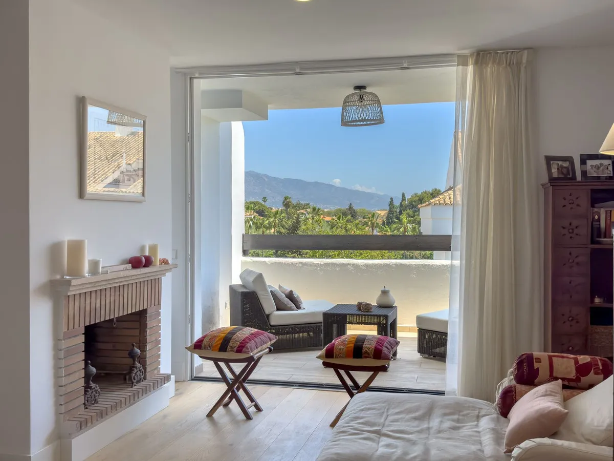 9ff9f53f-6008-48ba-bf63-2d77f7776ece