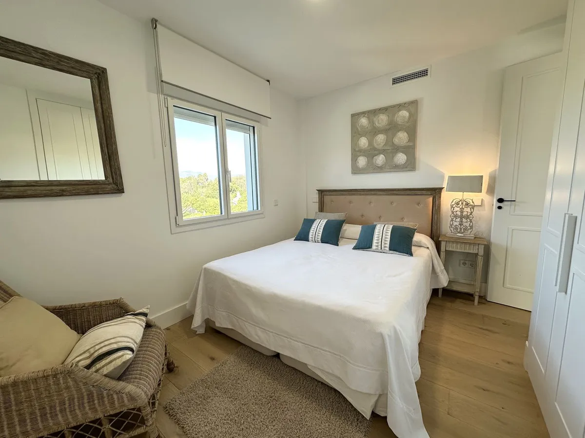 3bbb9ac8-3d80-47d9-8fc2-245088e0d0ba