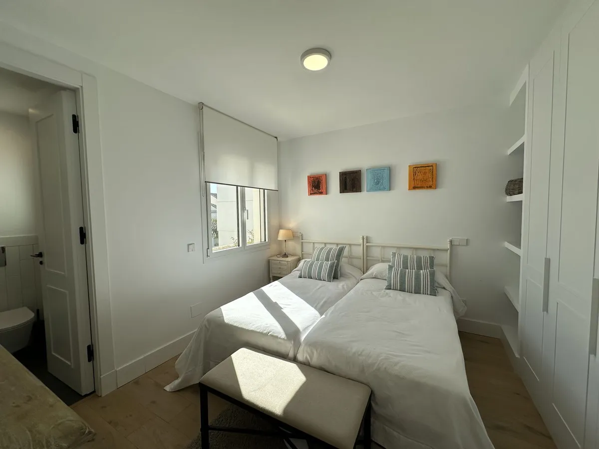 67f9d79d-9c92-4db5-a21c-6ec25eff456a