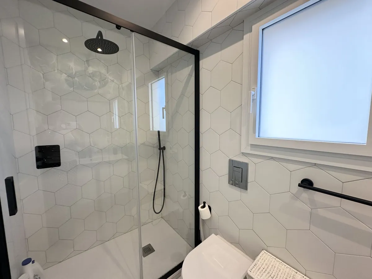 6fa7df44-65de-4c30-97bd-116ffb2cfd22