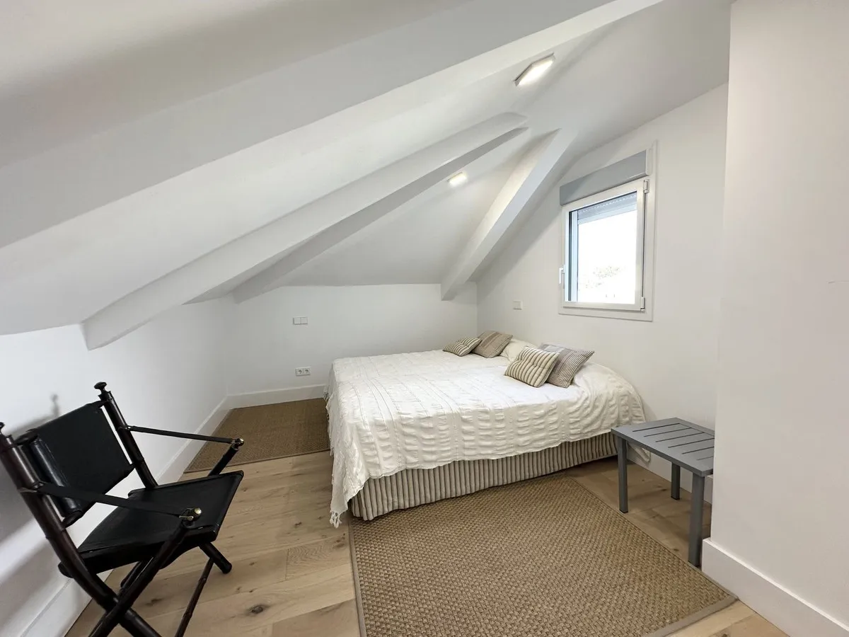 90ebb0f7-a9bc-4eb7-82be-2994f1ecf536