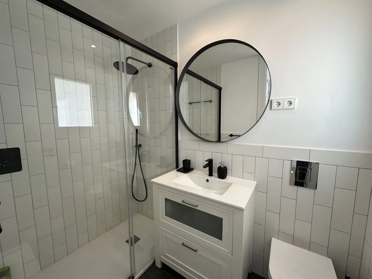 a5eca132-5cb9-4806-b088-b862b28e4b0b