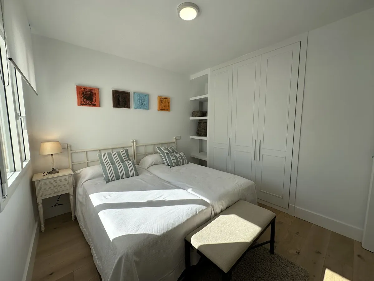 ad333785-5766-46ab-b907-8d1906c44f2c