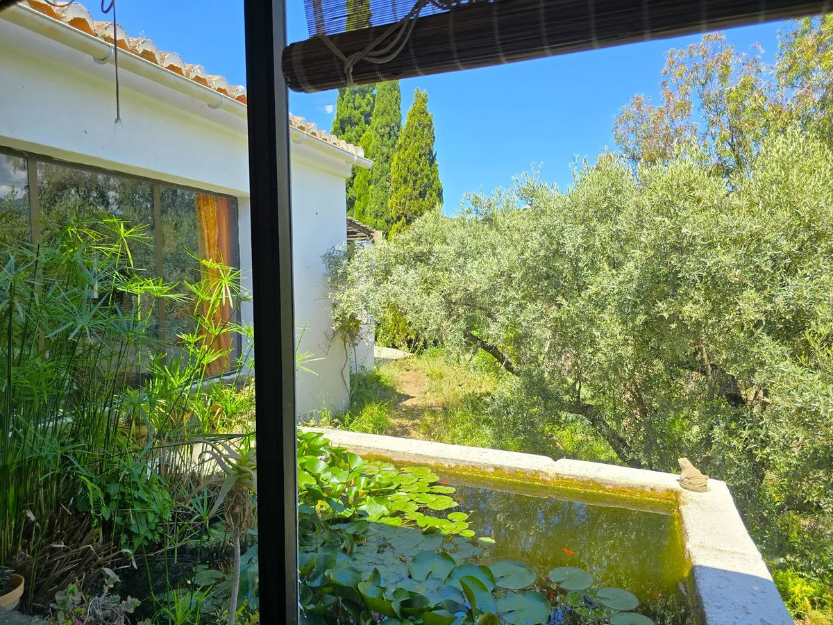 acbcf043-8192-4349-98f6-e0d84b0cab7f