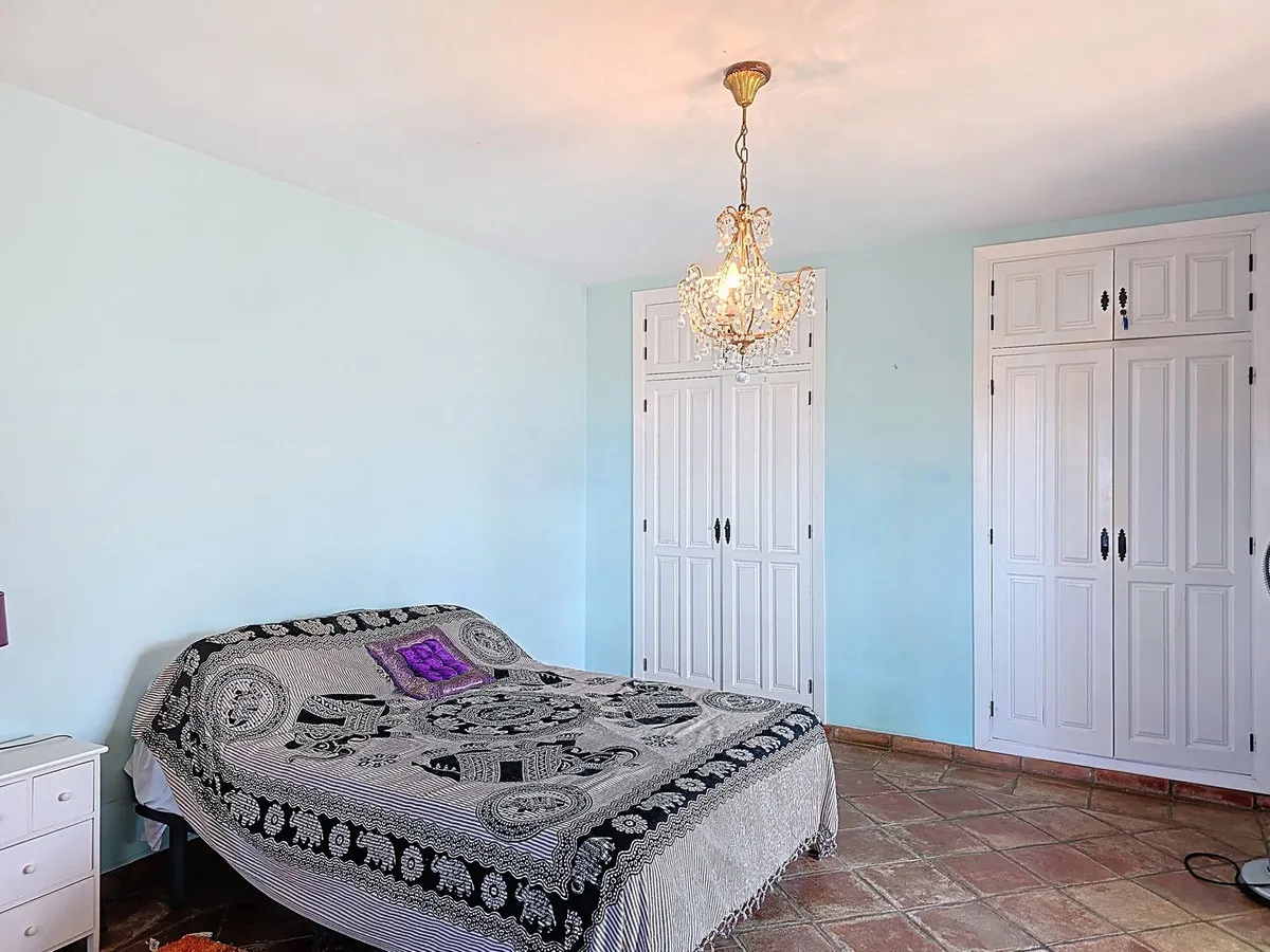 fb395e20-96e1-4bd1-8074-5a939b238d55