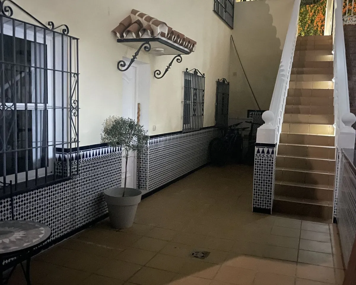 2db23587-91e8-4693-845f-8aeb0ed477d1