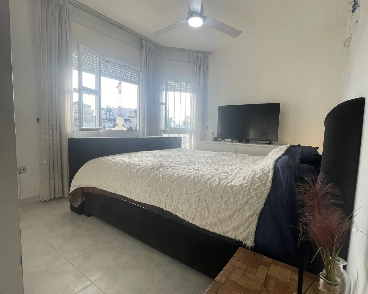 57f37fc2-376b-486d-ad88-e90f5f1b2936