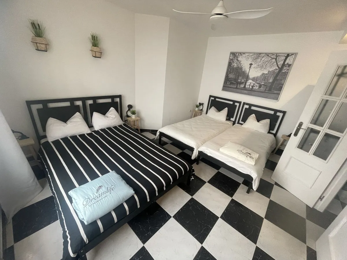 5a4c2e3f-2235-4ac9-9a24-3e7d99101f96