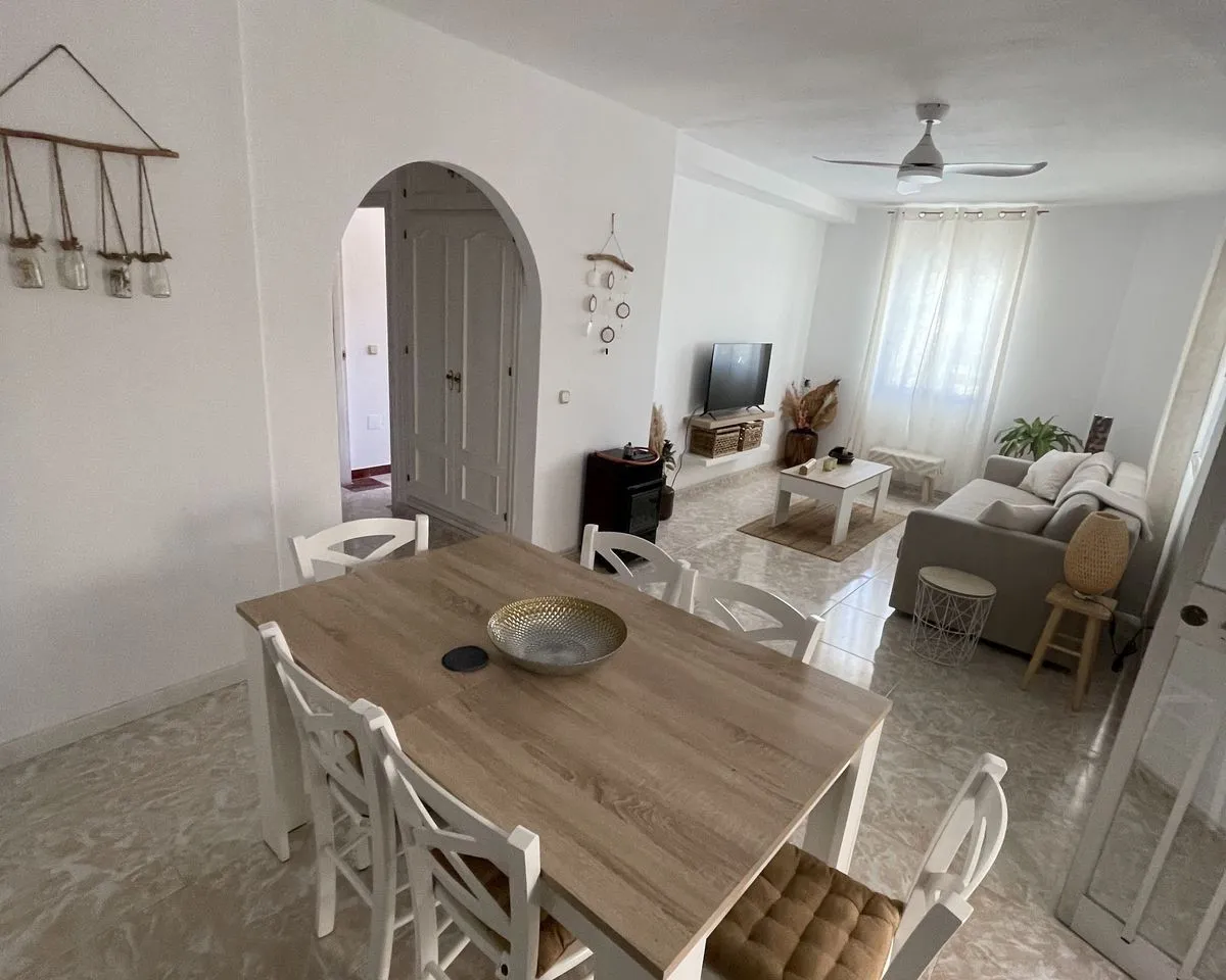 fdb9947c-a11c-462b-a8ff-25c5bb7e8508