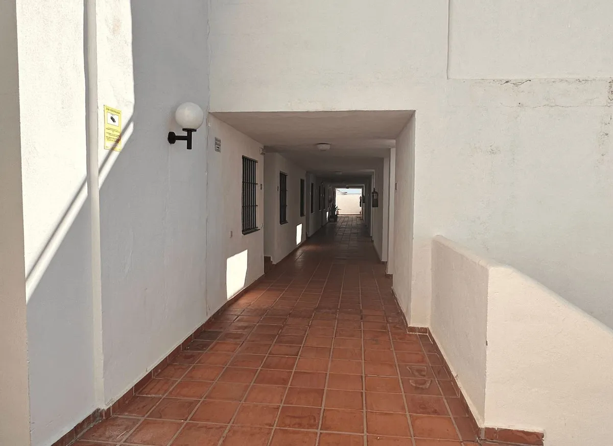 00043dcf-c722-42e4-ba5f-7aabb6561097