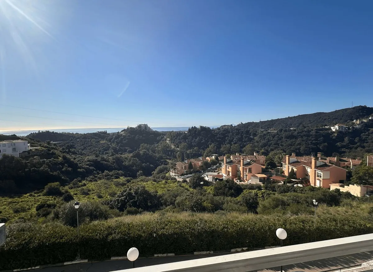 01bc3b7b-65f8-48da-b749-a92debae7e80