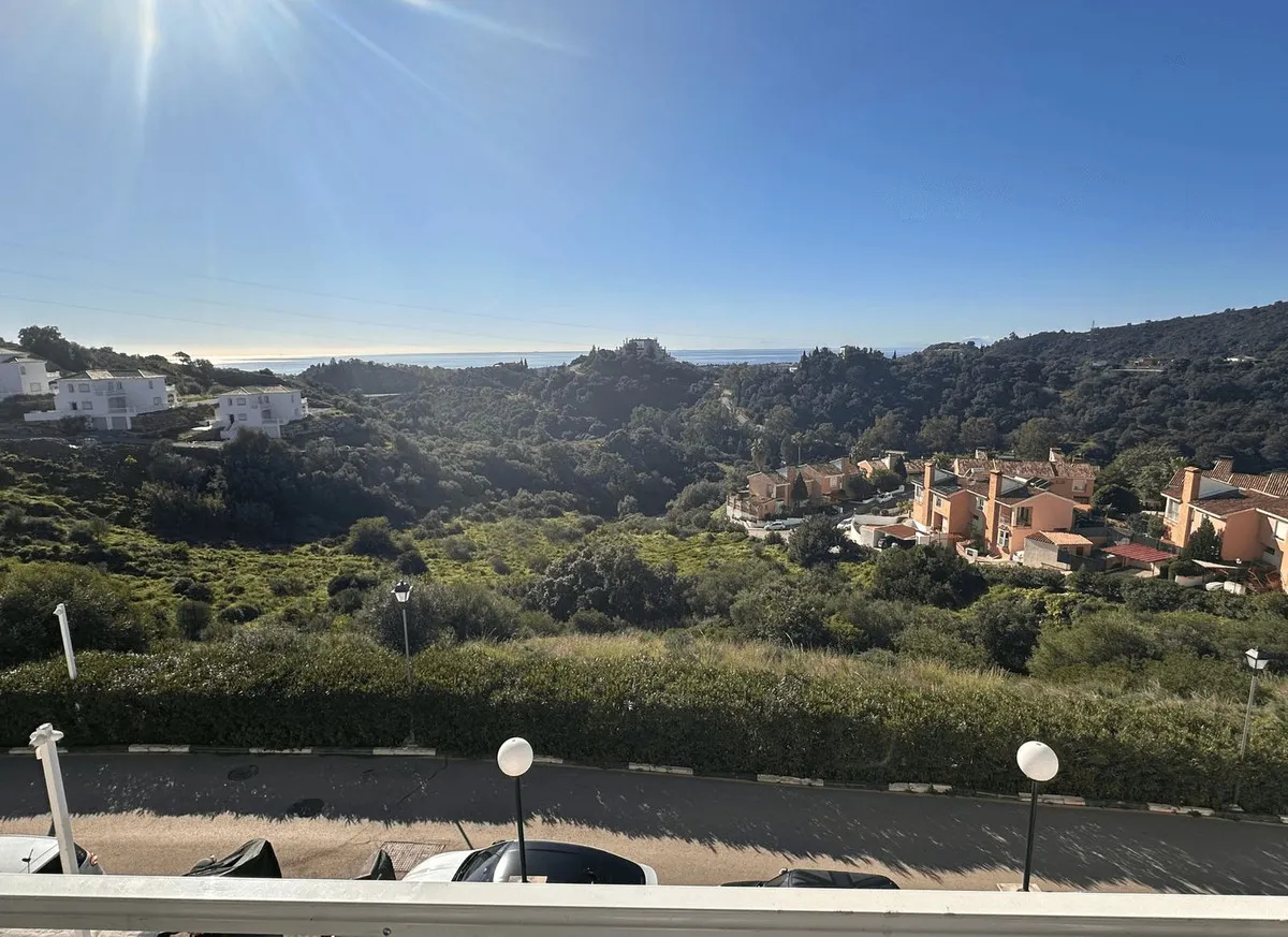 812afb18-0d53-49a8-a425-8fb68fb32526