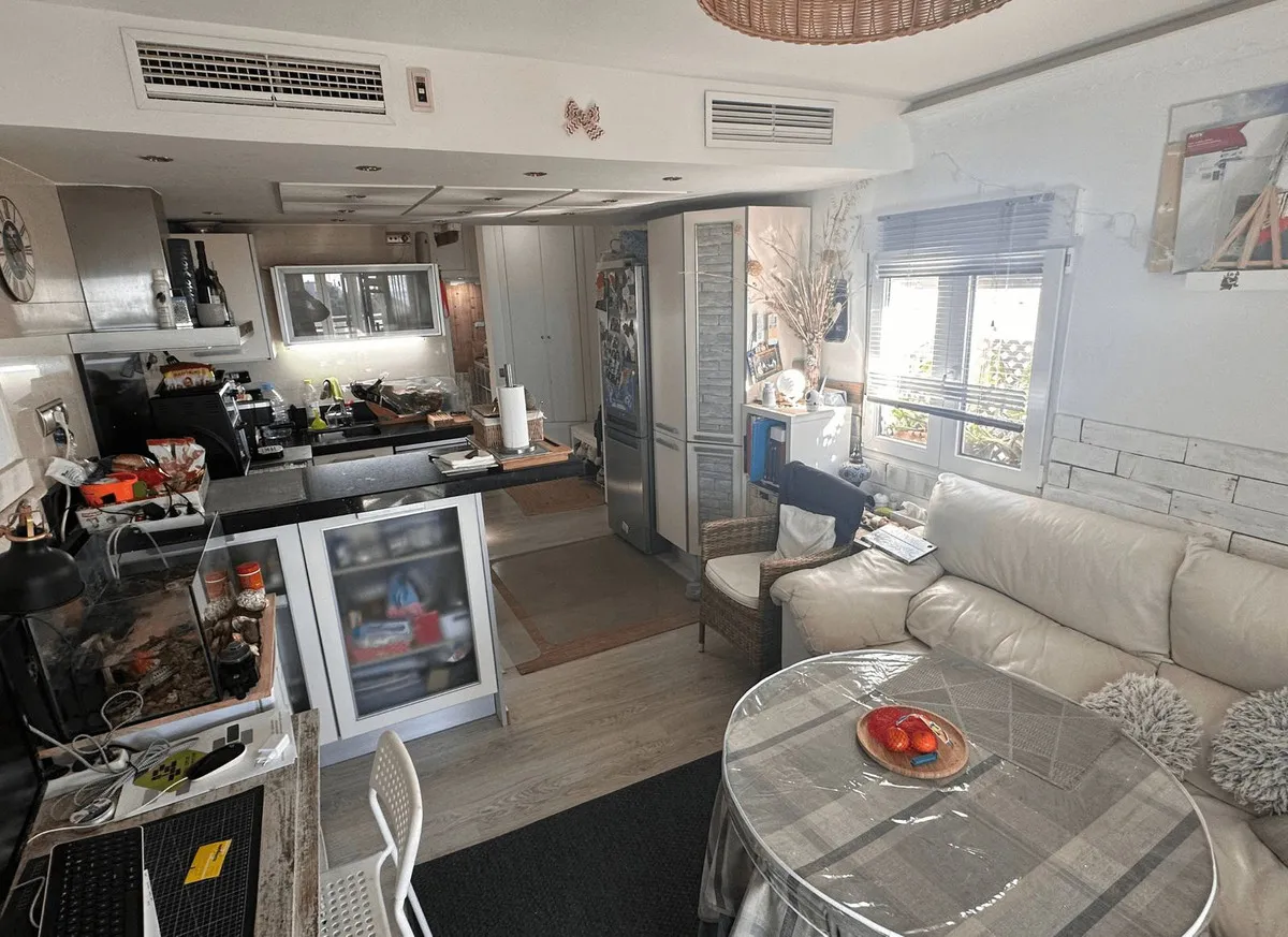 a9b3e5cc-7ad0-49e3-9cde-03d3bbbfb8cf