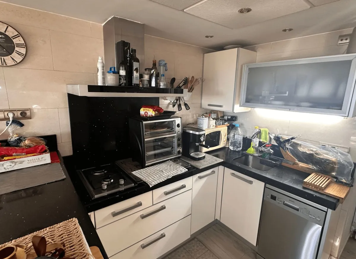 d715aff7-a9b2-4b36-b108-a112f196829d