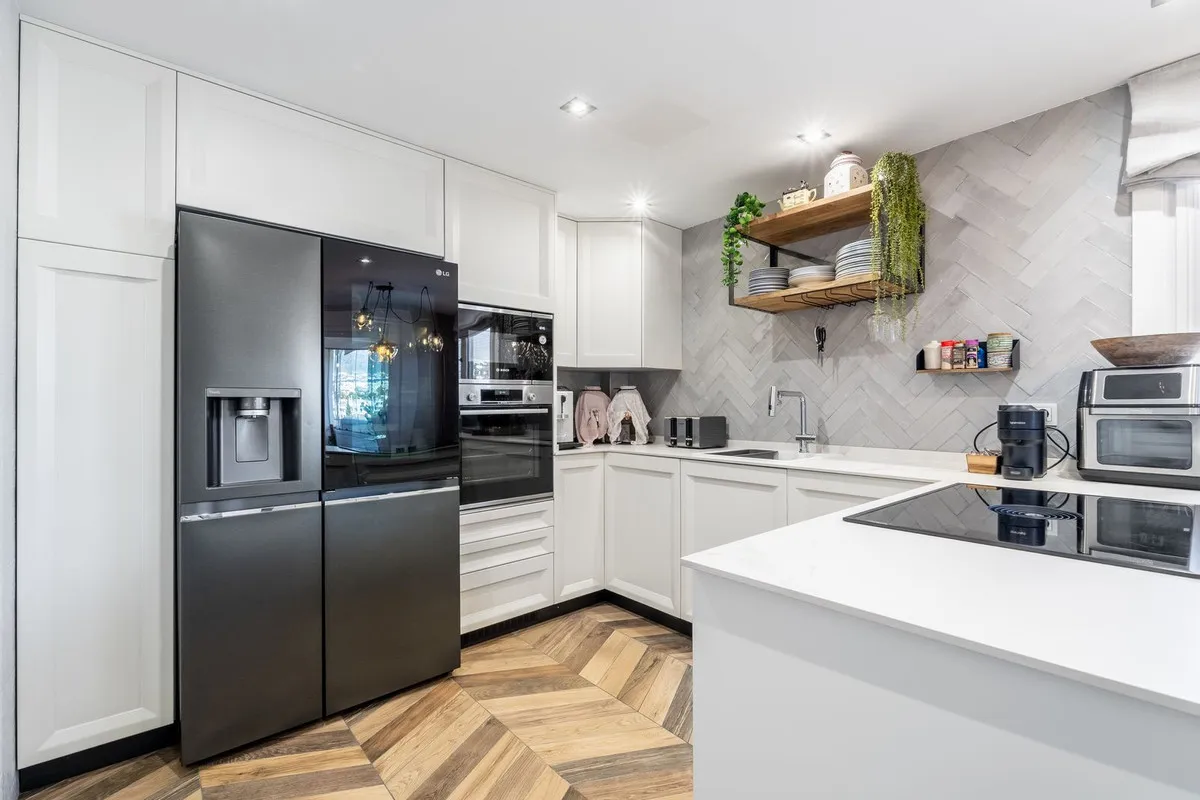 57a34bb1-04ca-40f9-8d6b-aa4d49db77c7