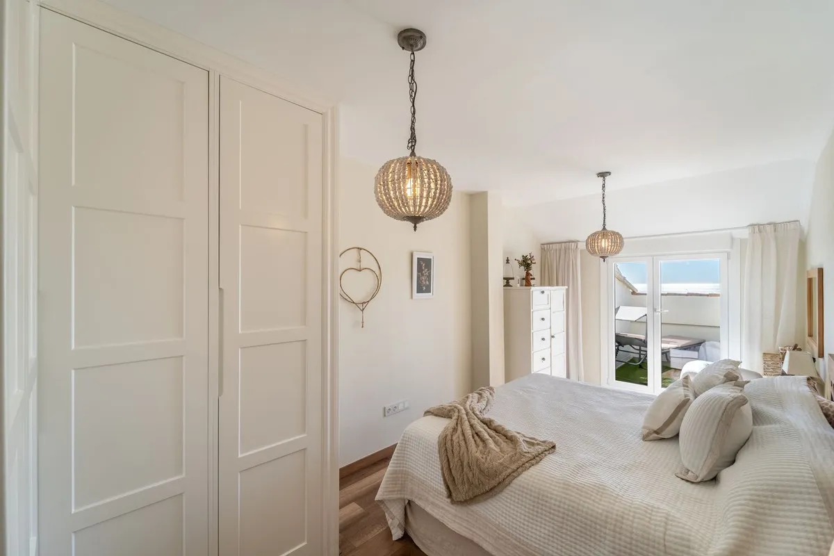 a4ada334-0aa0-4d57-95c1-a7643f7448a8