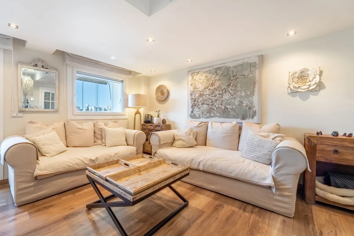 c016242f-a1c2-45d1-970a-304ea429be3b