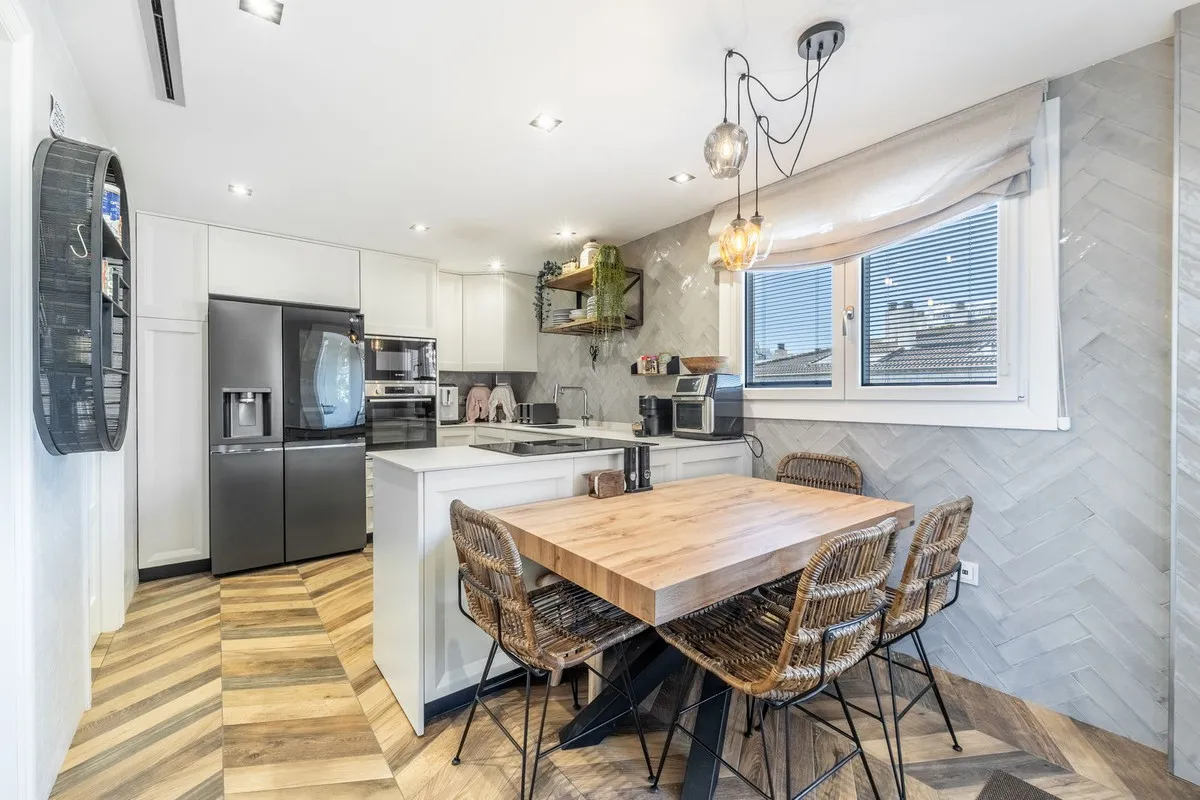 ff0f0f0d-9562-4cb3-88d6-0e77da0ffd3a