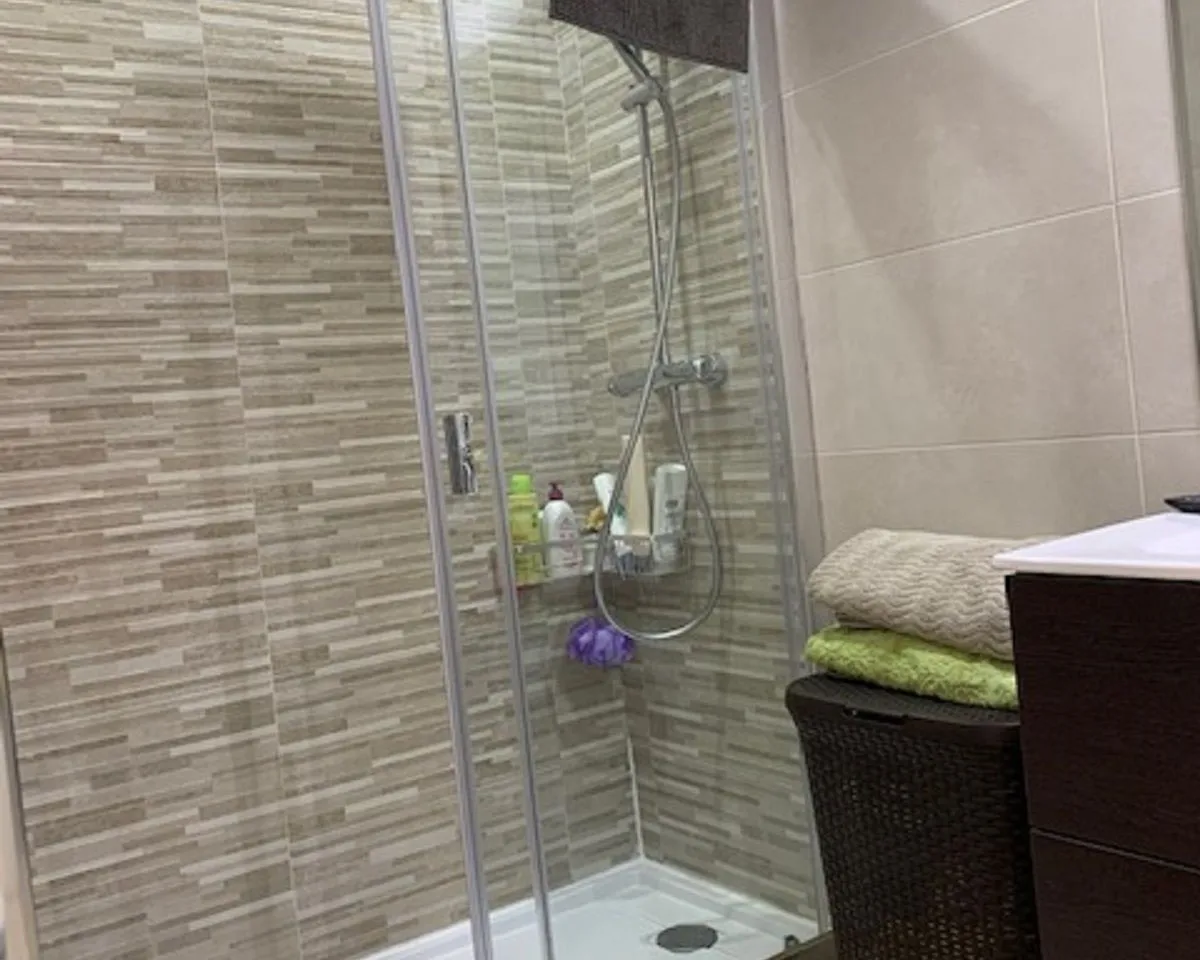 dfa60746-01f7-4bd6-9ab9-90bb012f2adf