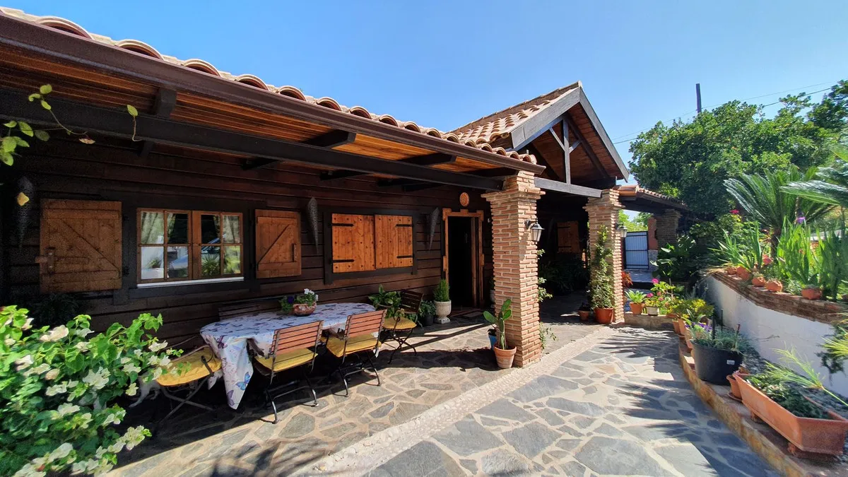 c50fad4c-a8df-4517-b8ad-143d77930b4f