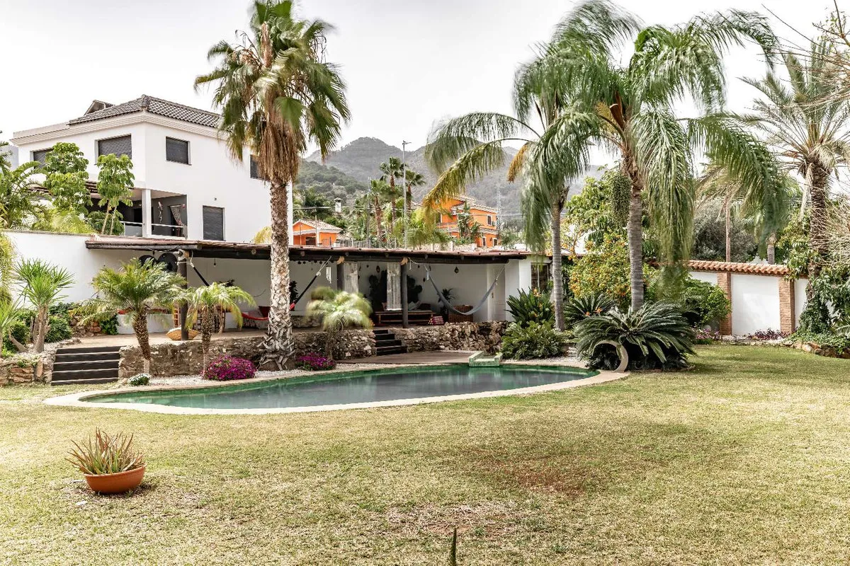 26d4fd55-0171-42f1-98a9-4e73938da9db